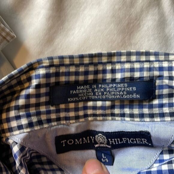 NWOT Tommy Hilfiger Men’s L Sleev Dress Shirt, Size L - Picture 10 of 10